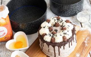 What More award winning PushPan® cake tins